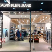 Вывеска "Calvin Klein Jeans" (световые буквы)